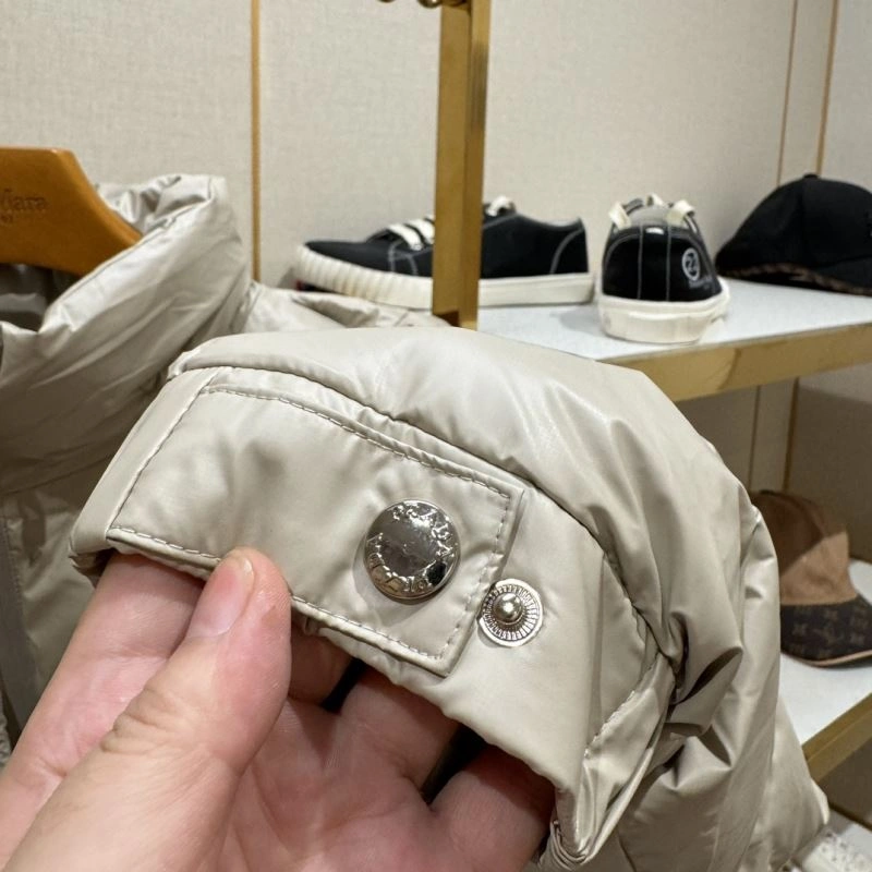 Casual Prada Down Jackets 172025