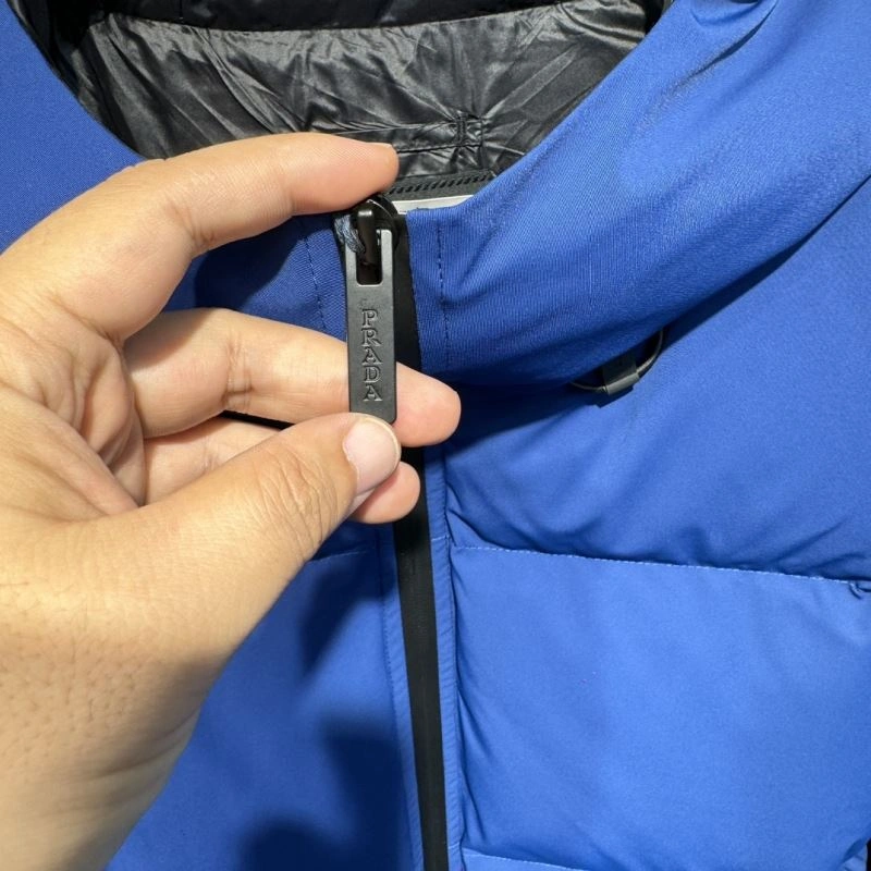 Prada Down Jackets Durable 172007