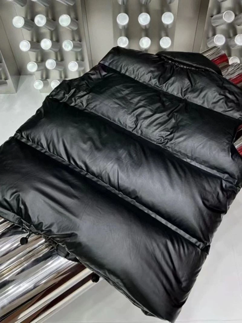 Prada Down Jackets Versatile 171976
