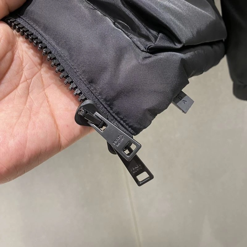 Seasonal Prada Down Jackets 171916
