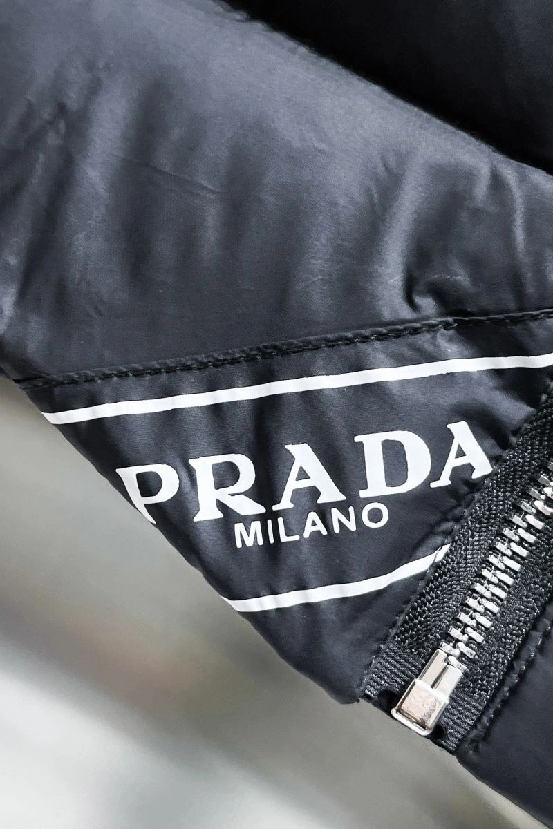 Vibrant Prada Down Jackets 171886