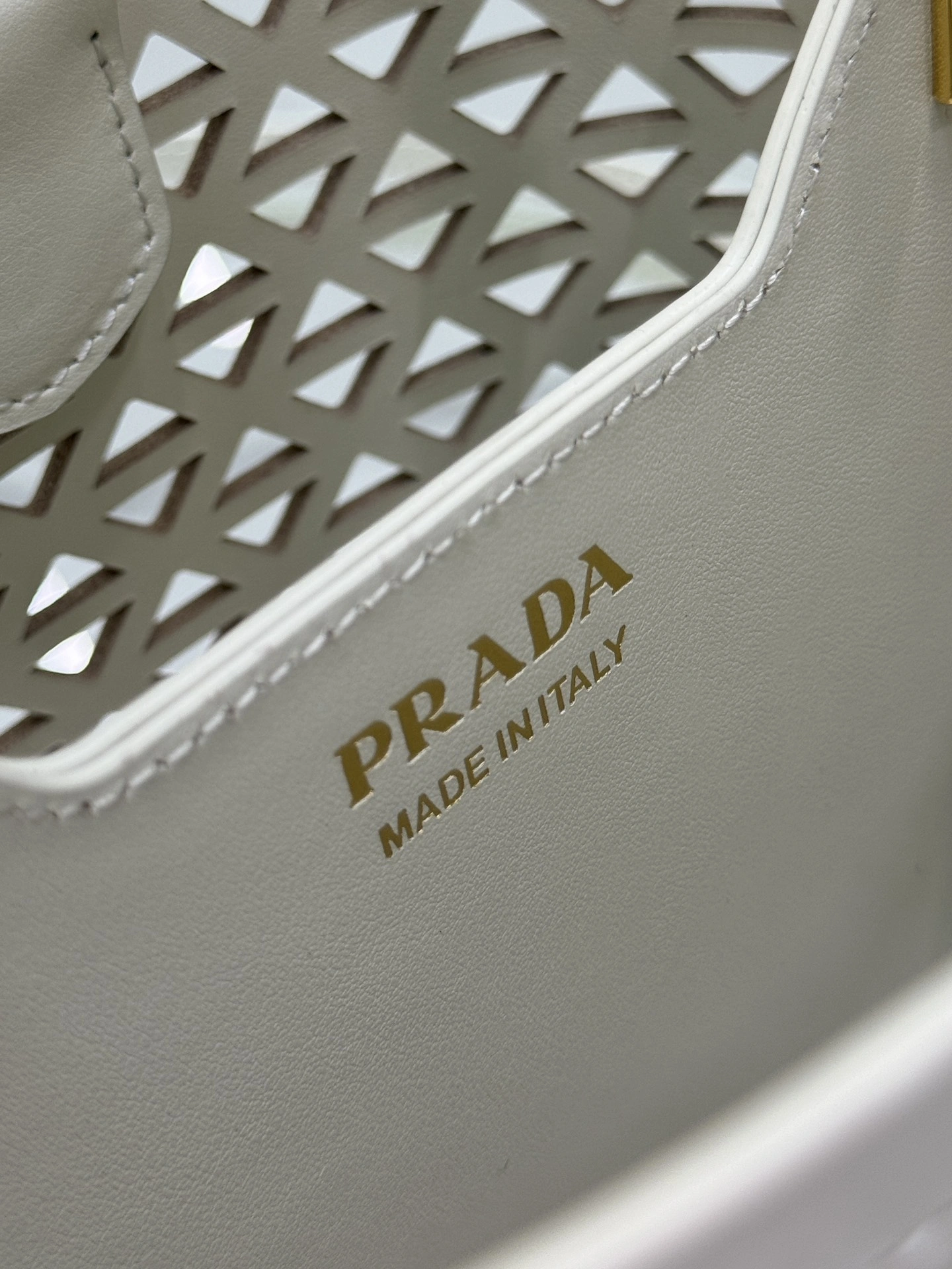 Prada Drawstring Bags OnTrend 73661