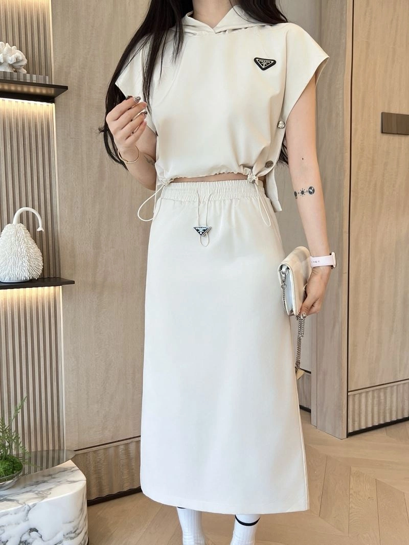 ComfortFit Prada Dress Suits 171481