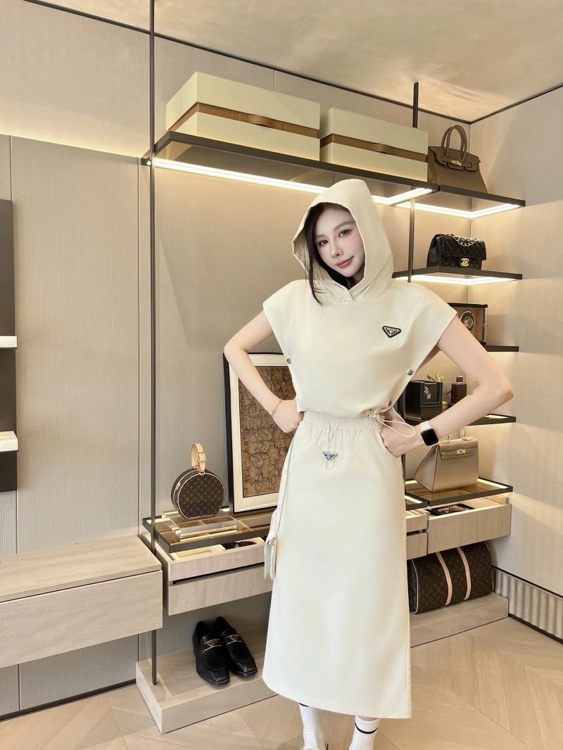 ComfortFit Prada Dress Suits 171481
