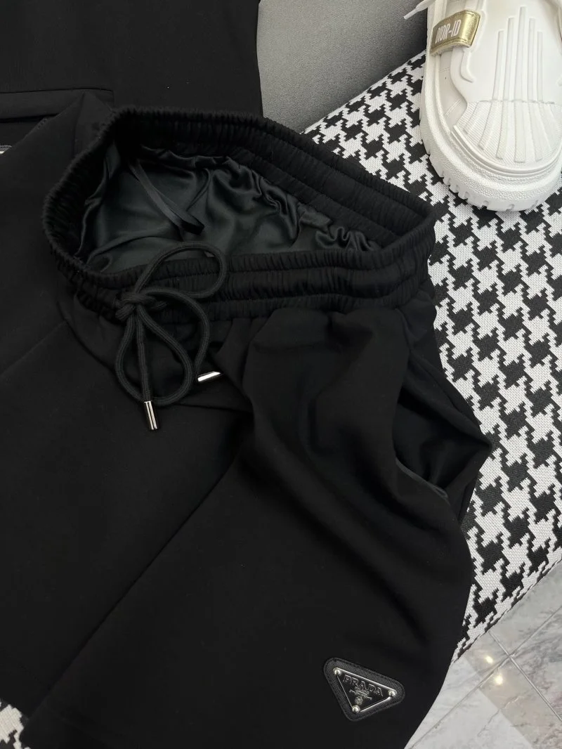 WrinkleFree Prada Dress Suits 166154