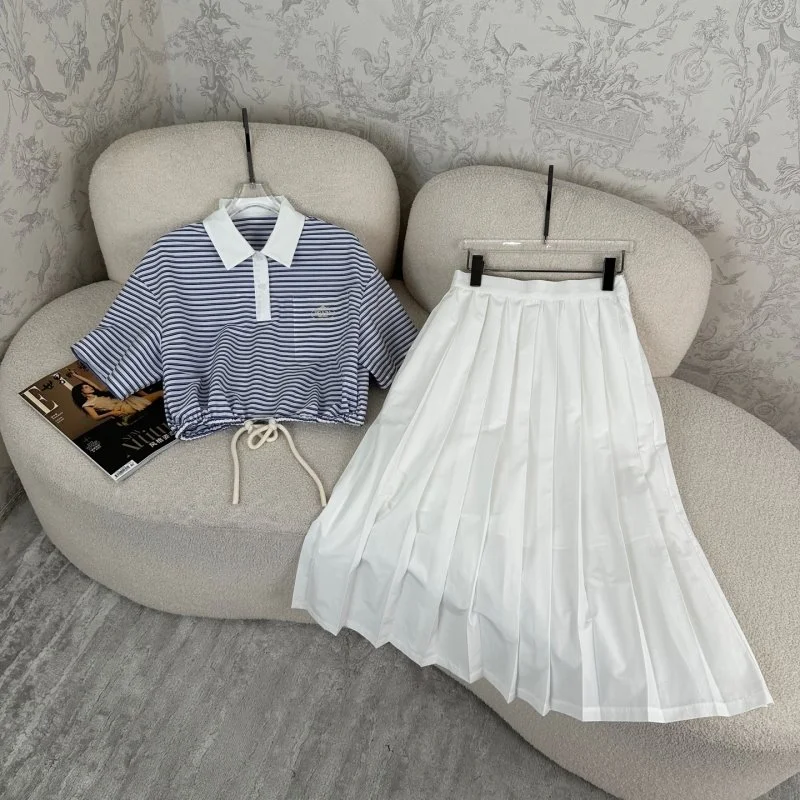 Affordable Prada Dress Suits 166190