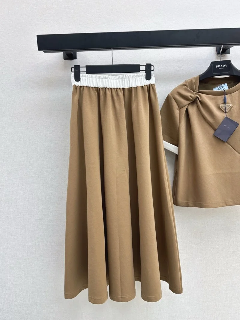 Flexible Prada Dress Suits 165892
