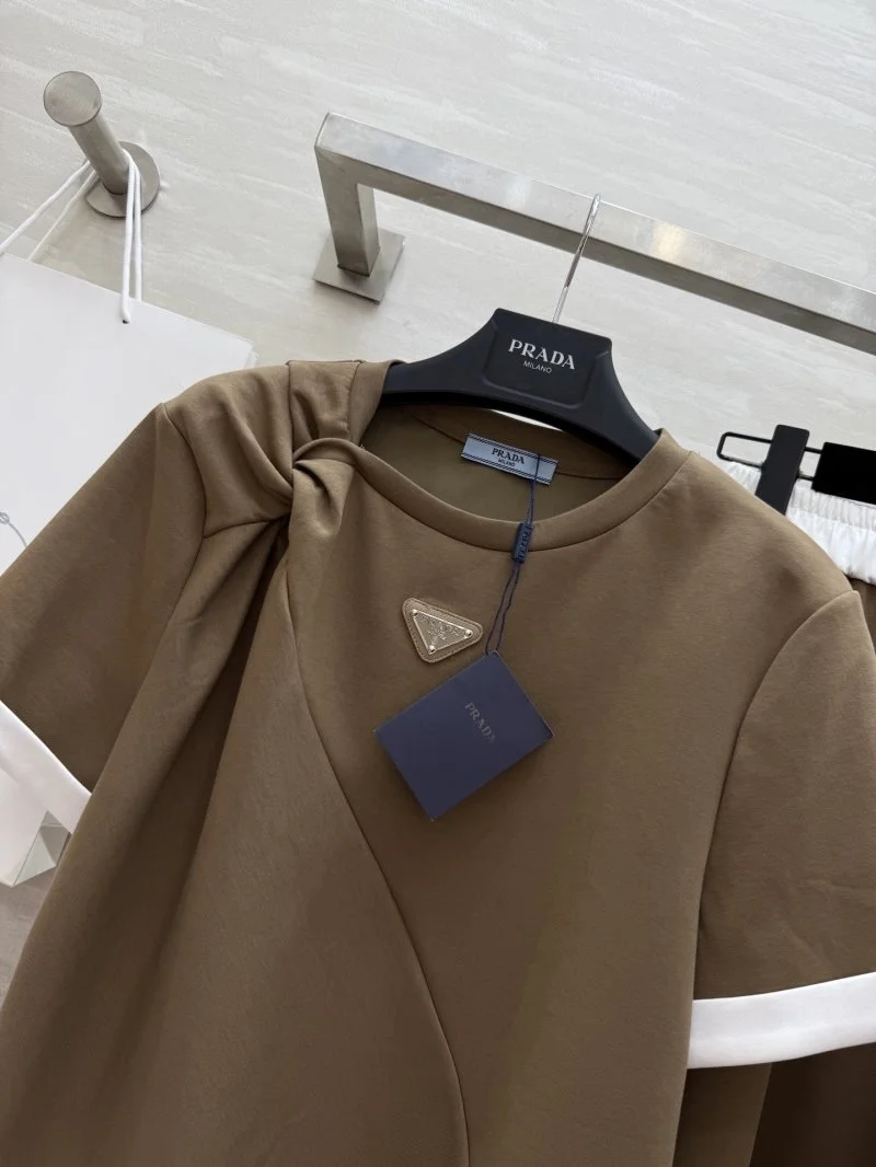 Prada Dress Suits Unisex 166367