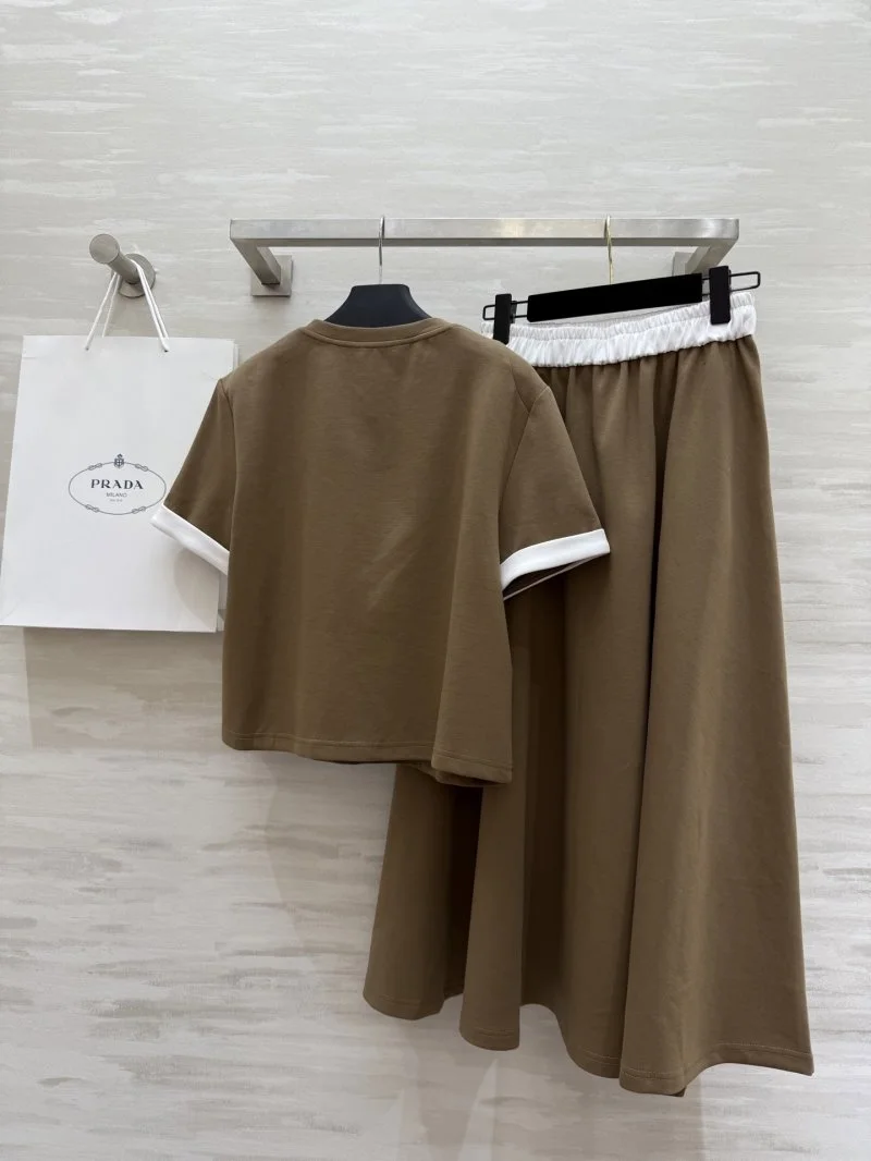 Prada Dress Suits Unisex 166367