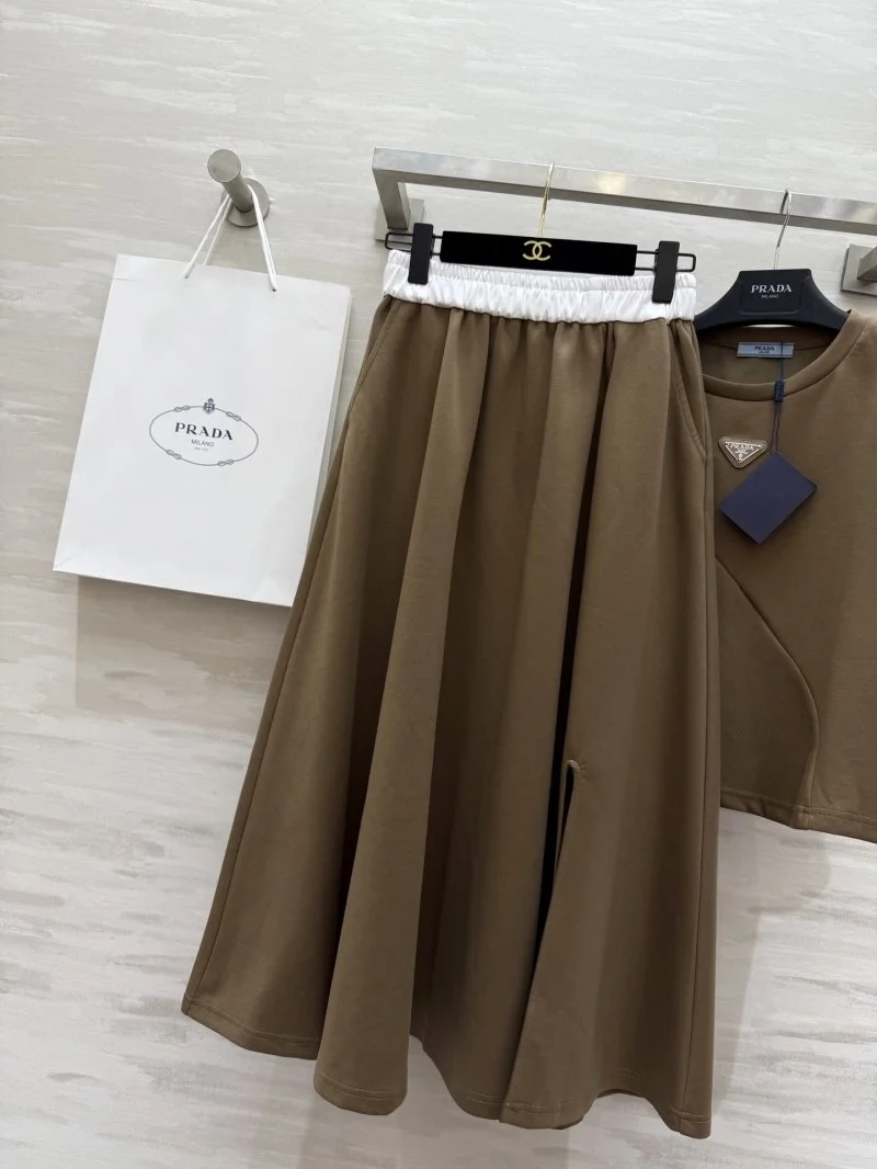 Prada Dress Suits Unisex 166367