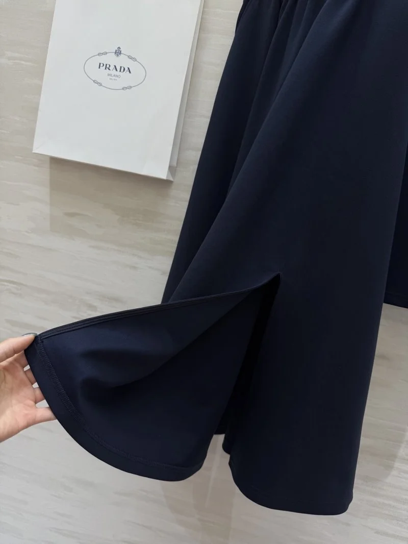 Lightweight Prada Dress Suits 166368
