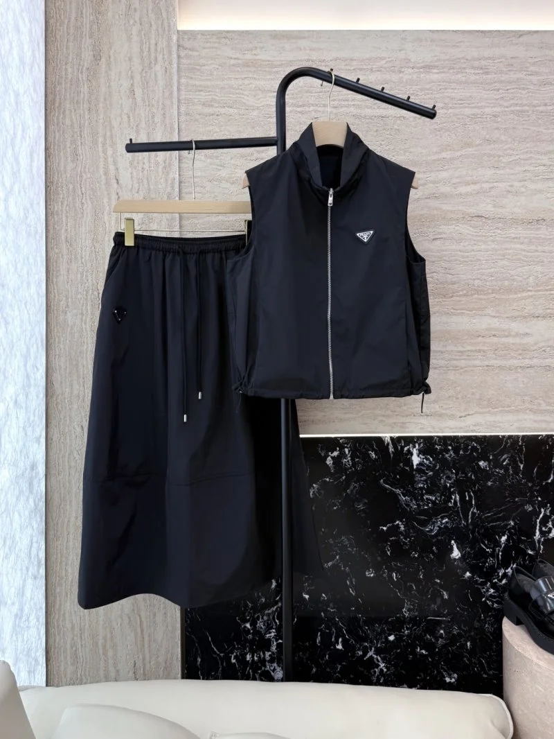 Neat Prada Dress Suits 166419