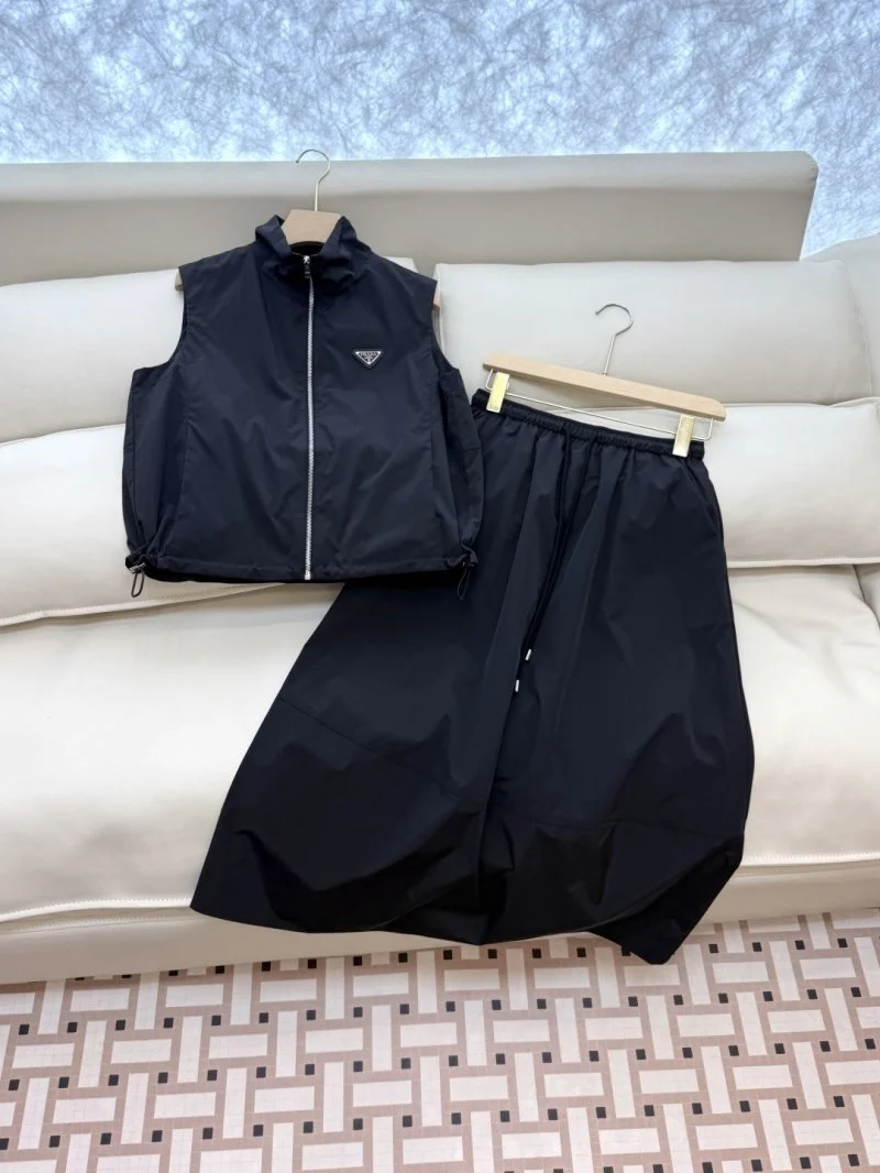 Neat Prada Dress Suits 166419