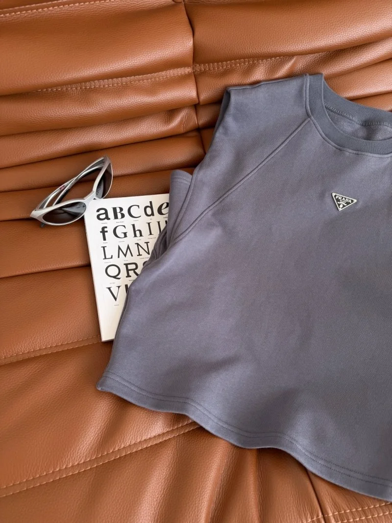 Prada Dress Suits Practical 166363