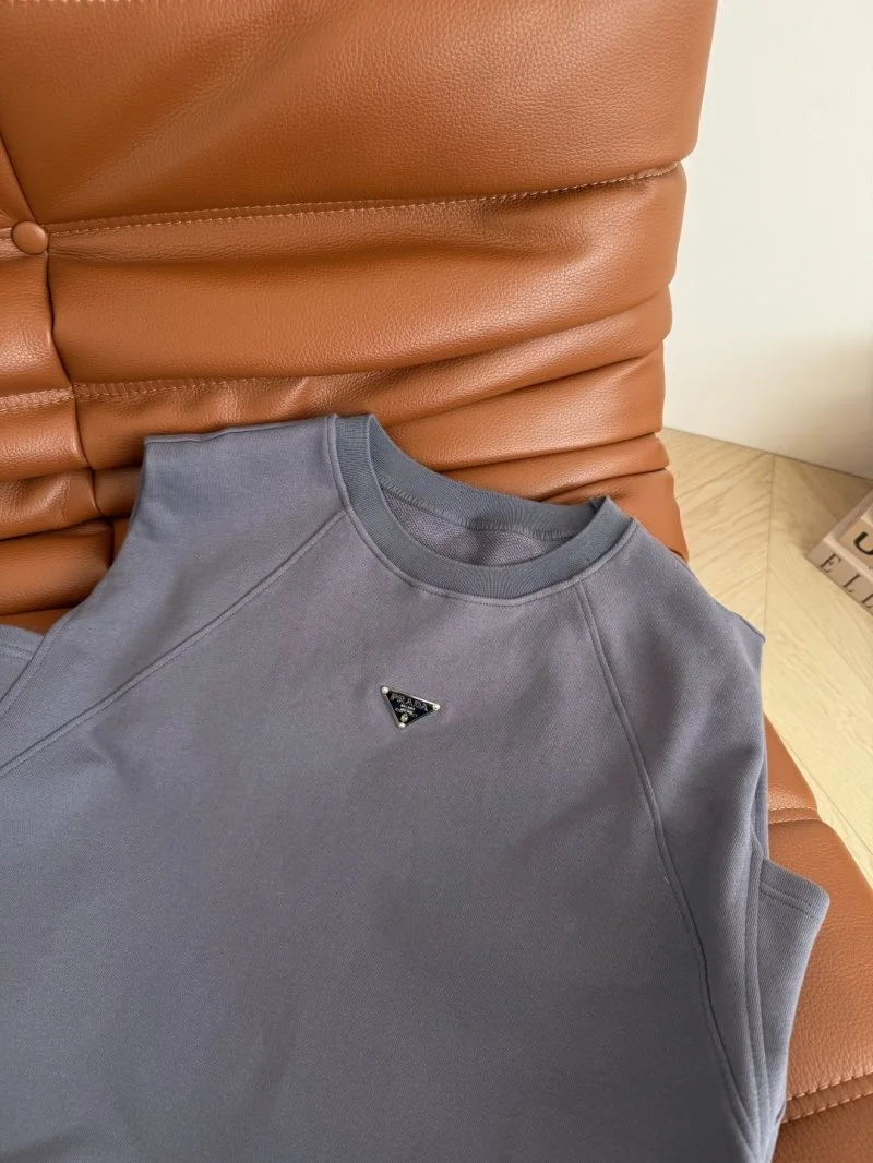 Prada Dress Suits Practical 166363