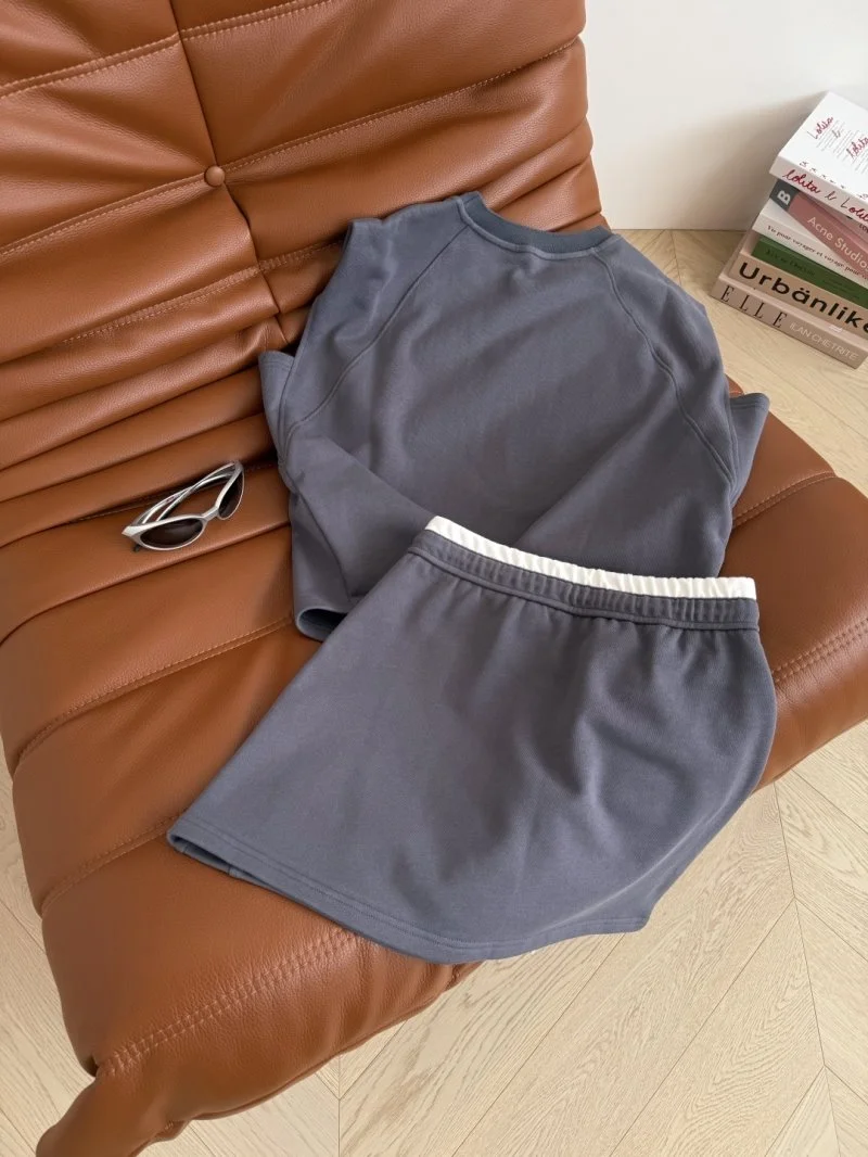 Prada Dress Suits Practical 166363