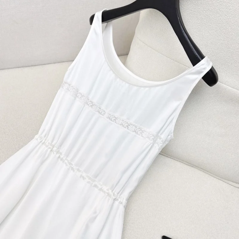 Effortless Prada Dress 166586