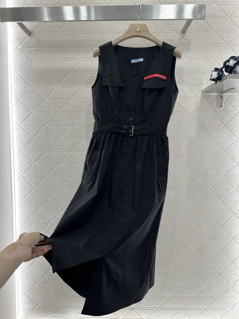 Elegant Prada Dress 166554
