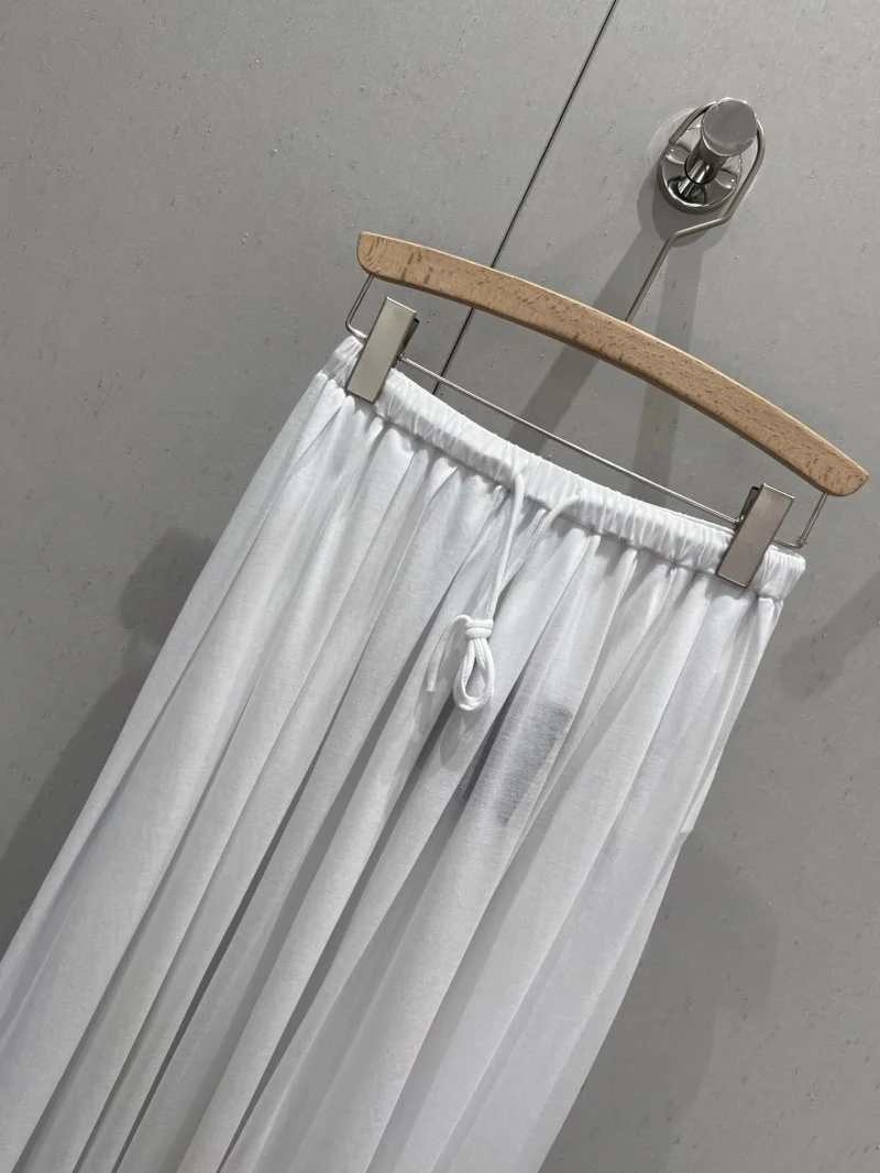 Snug Prada Dress 166009