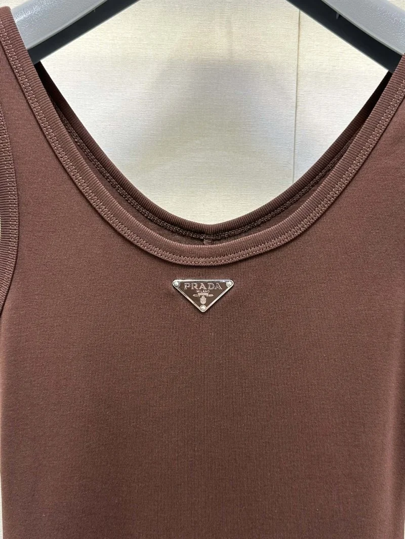 Effortless Prada Dress 165966
