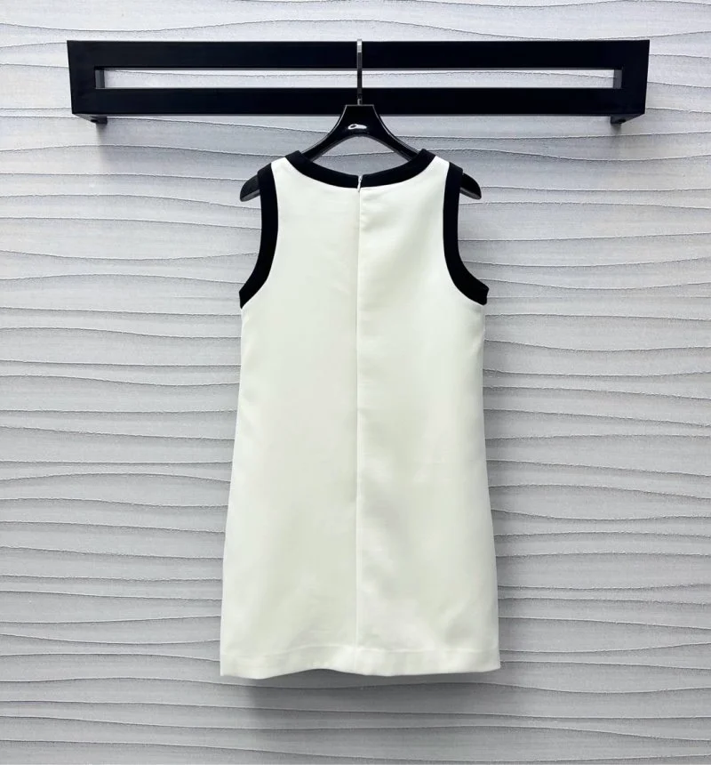 WrinkleFree Prada Dress 165999