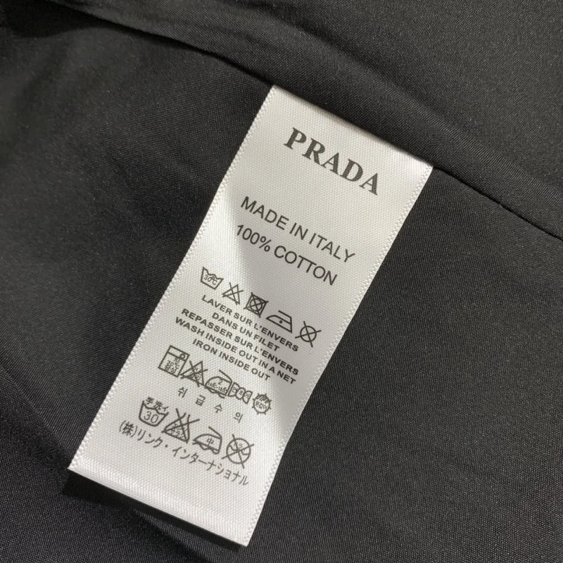 Trendsetting Prada Dress 166000