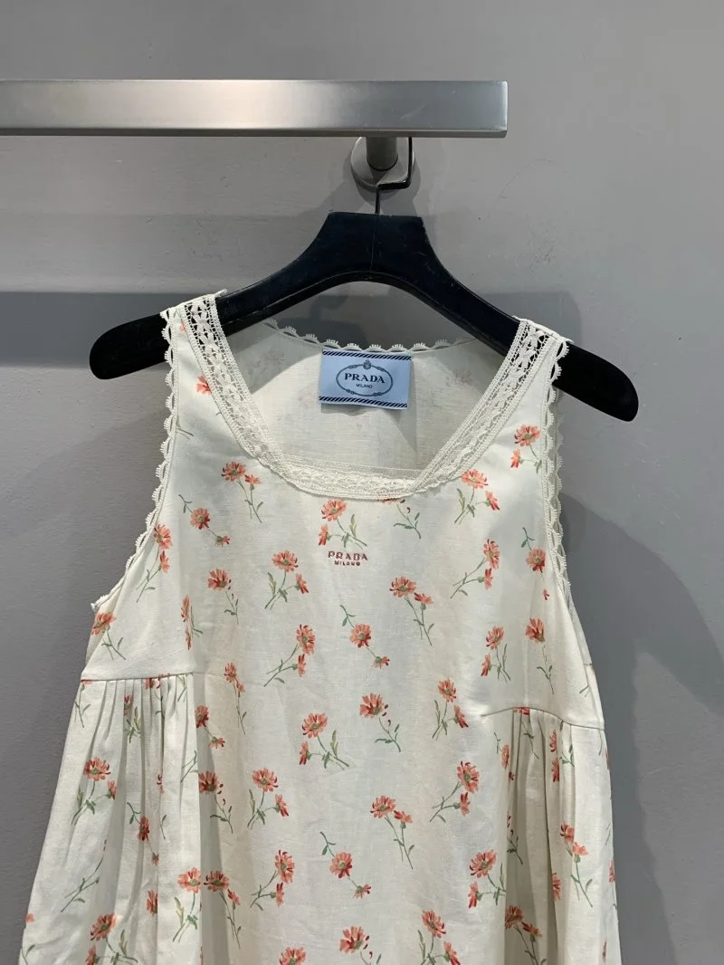Prada Dress WellDesigned 165946