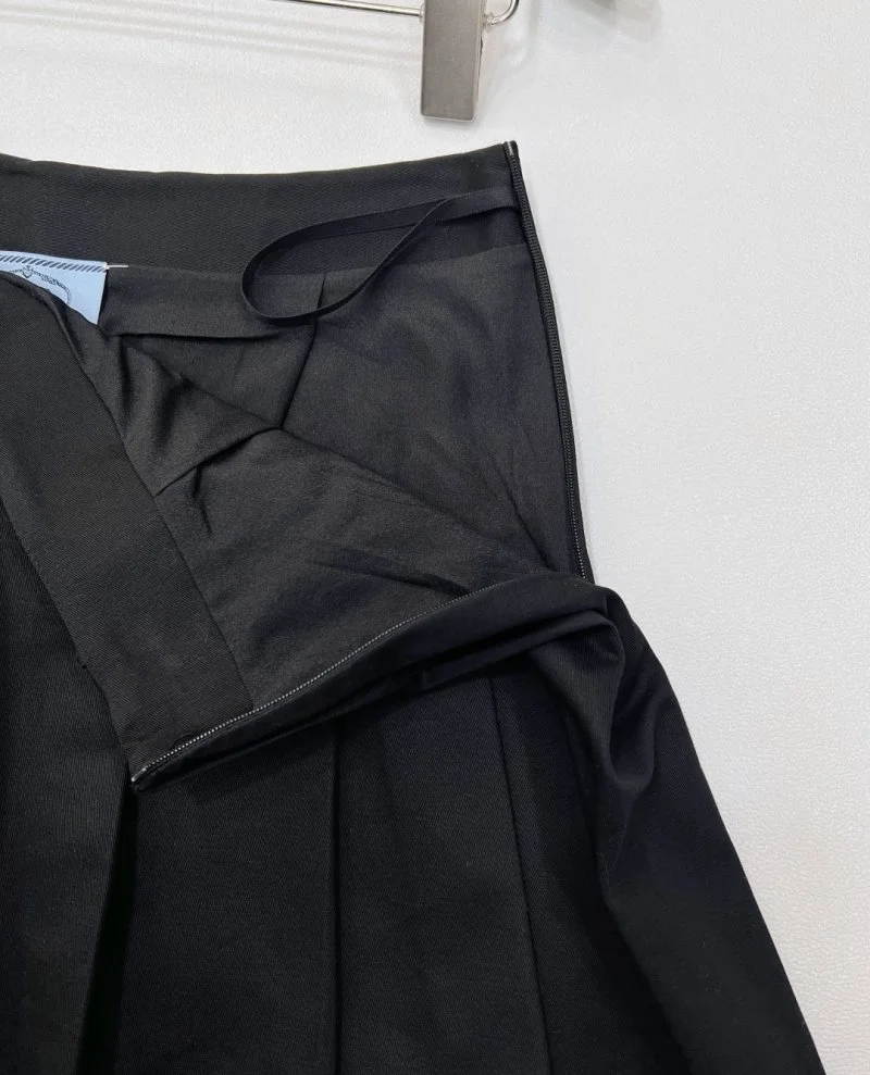 Attractive Prada Dress 165912