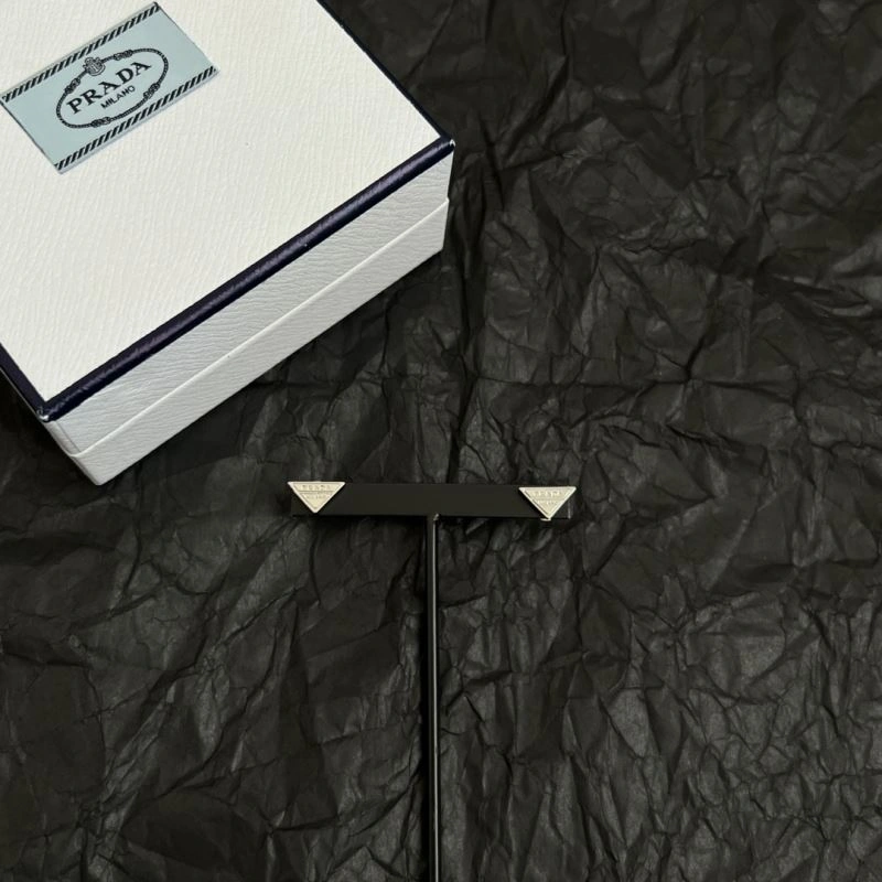 OnTrend Prada Earrings 211755