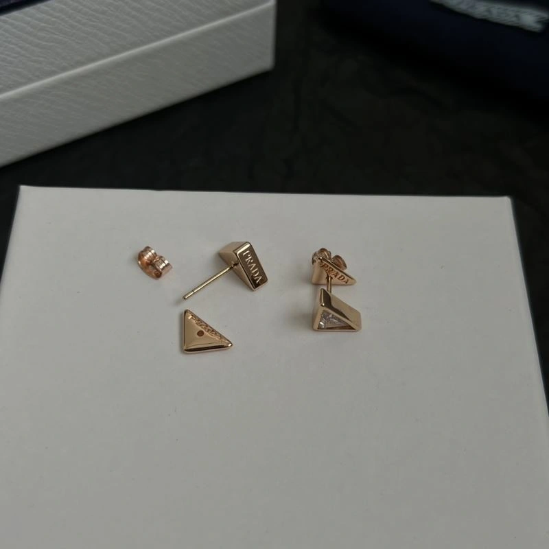 GoodFit Prada Earrings 211747