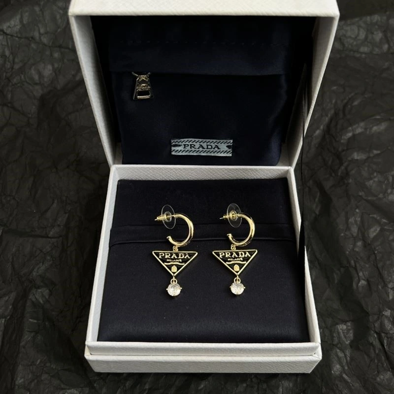Prada Earrings Compact 210462