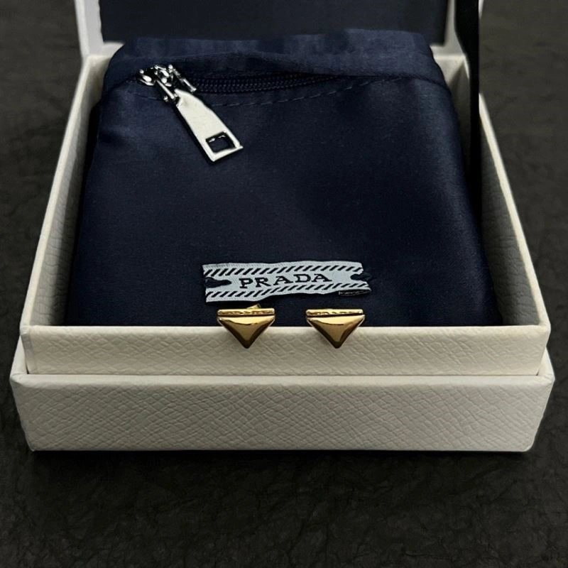 Prada Earrings Lightweight 209134
