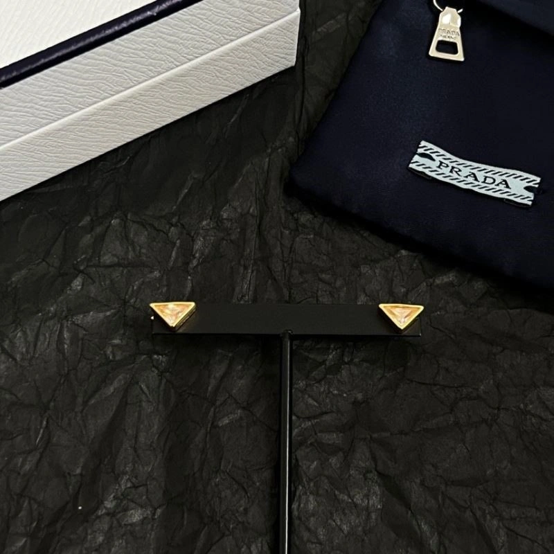 Prada Earrings TimelessDesign 209110