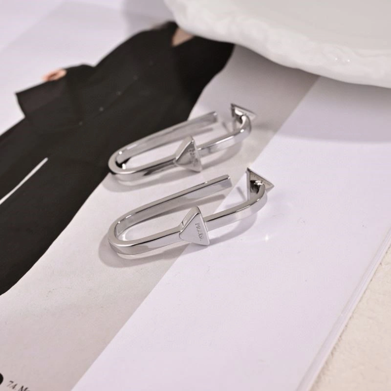 Prada Earrings Unique 209109