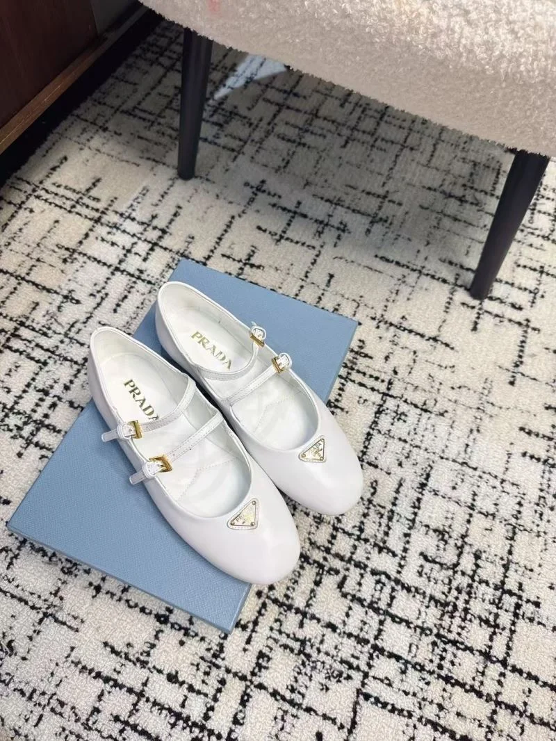 Affordable Prada Flat Shoes 34441