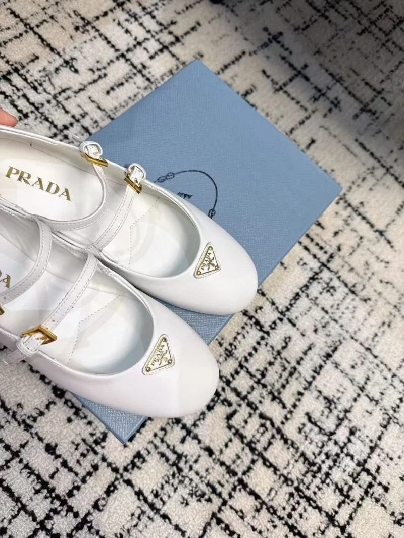 Affordable Prada Flat Shoes 34441