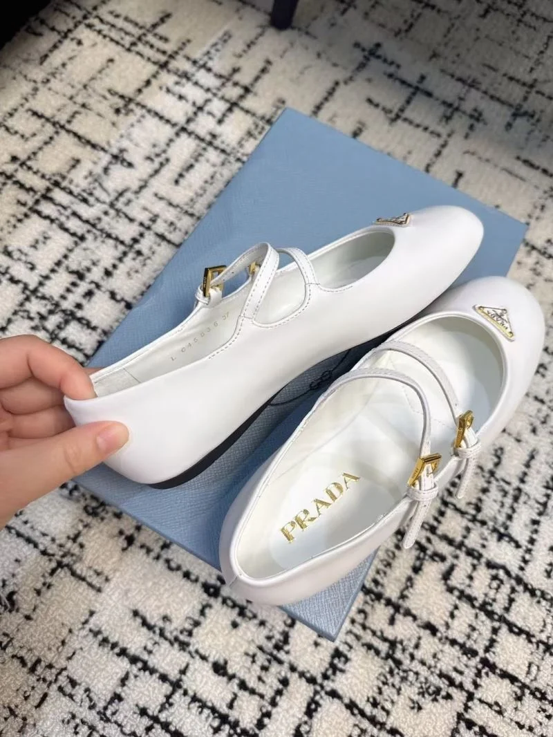 Affordable Prada Flat Shoes 34441