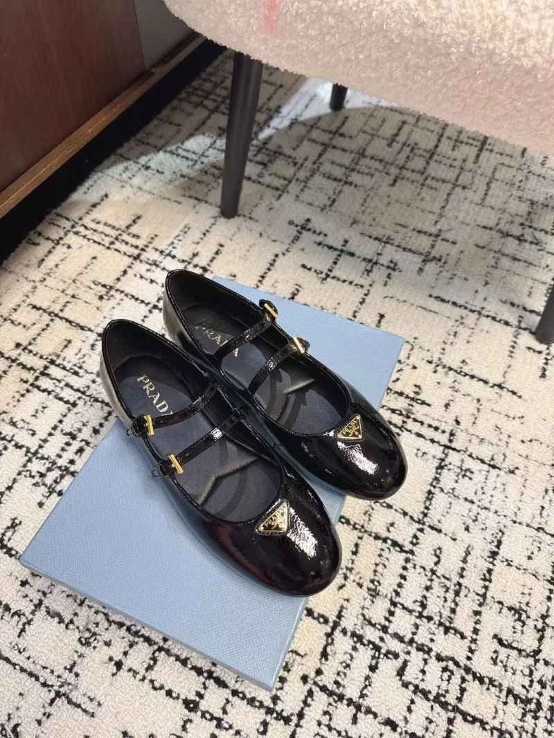 Soft Prada Flat Shoes 34436
