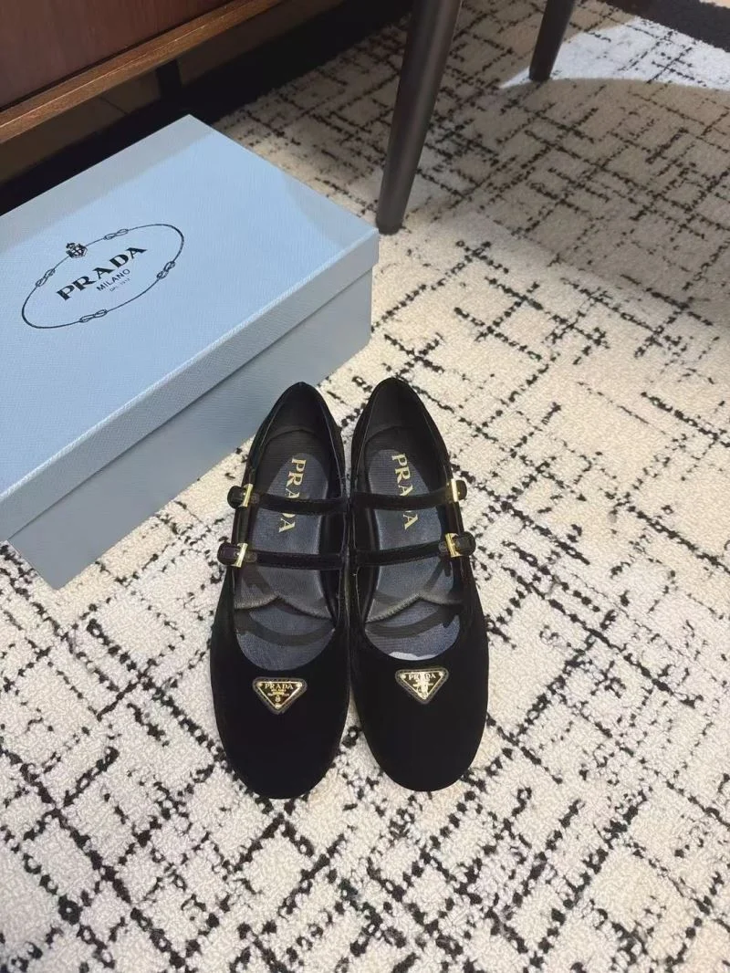 Neat Prada Flat Shoes 34434