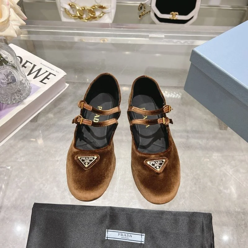 Prada Flat Shoes Comfortable 35182