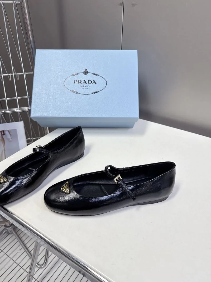 TopPick Prada Flat Shoes 34858