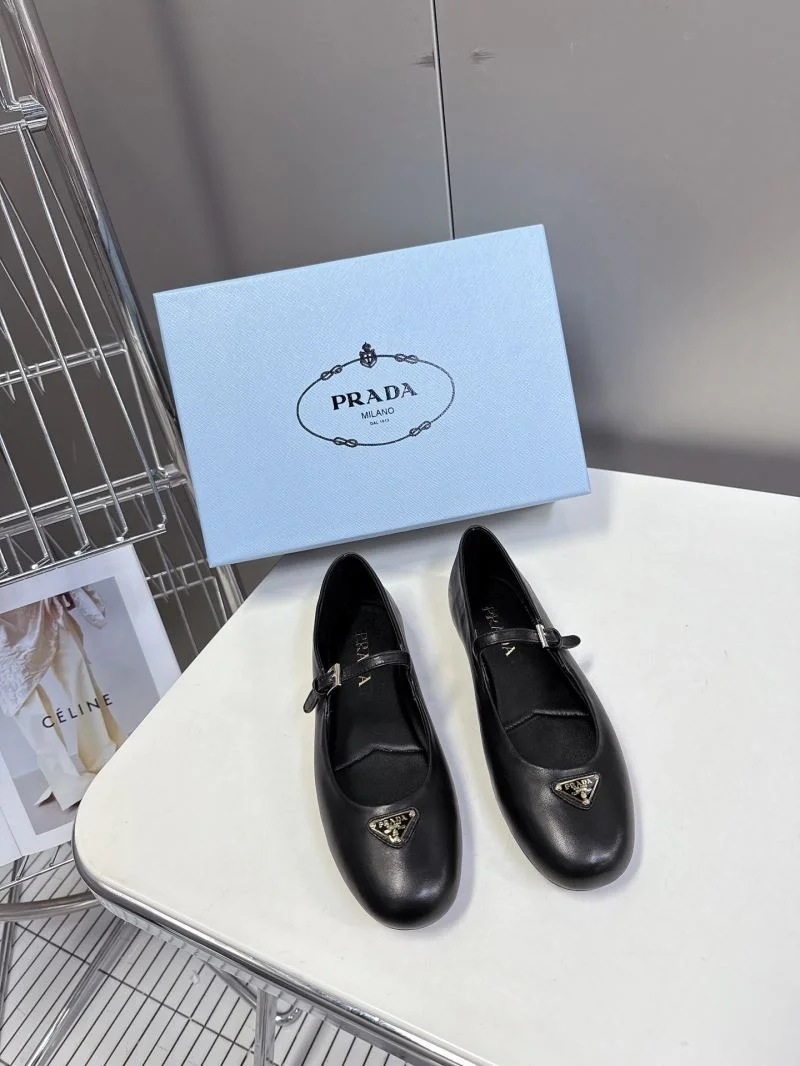 Prada Flat Shoes MultiPurpose 34861