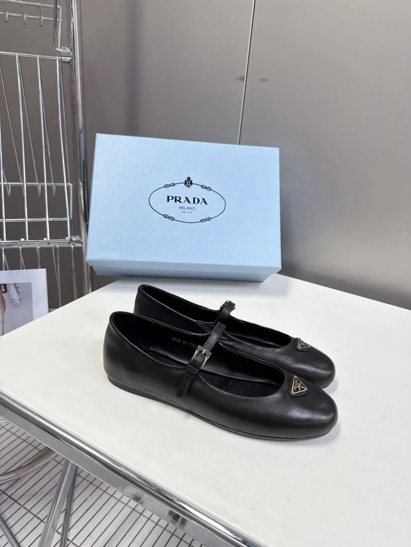 Prada Flat Shoes MultiPurpose 34861