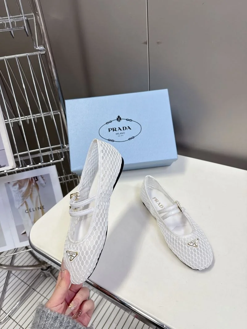 Prada Flat Shoes Cozy 34884