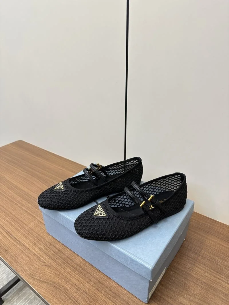 NewStyle Prada Flat Shoes 34887
