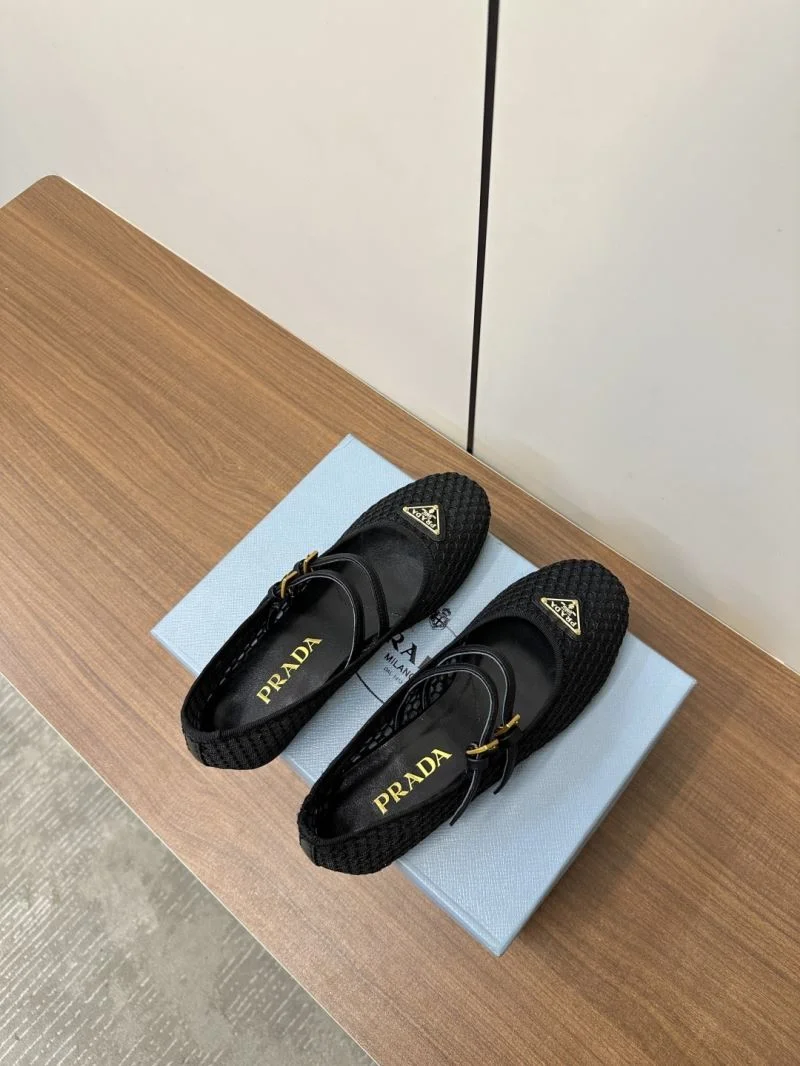 NewStyle Prada Flat Shoes 34887