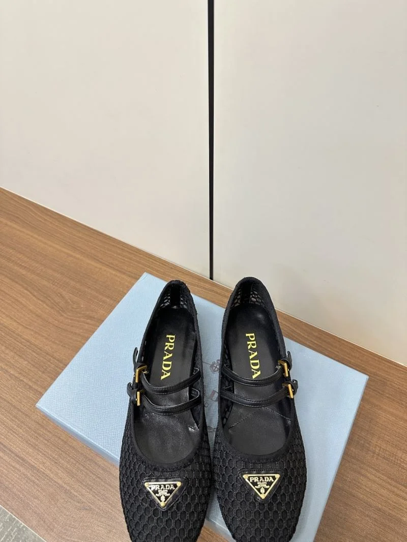 NewStyle Prada Flat Shoes 34887