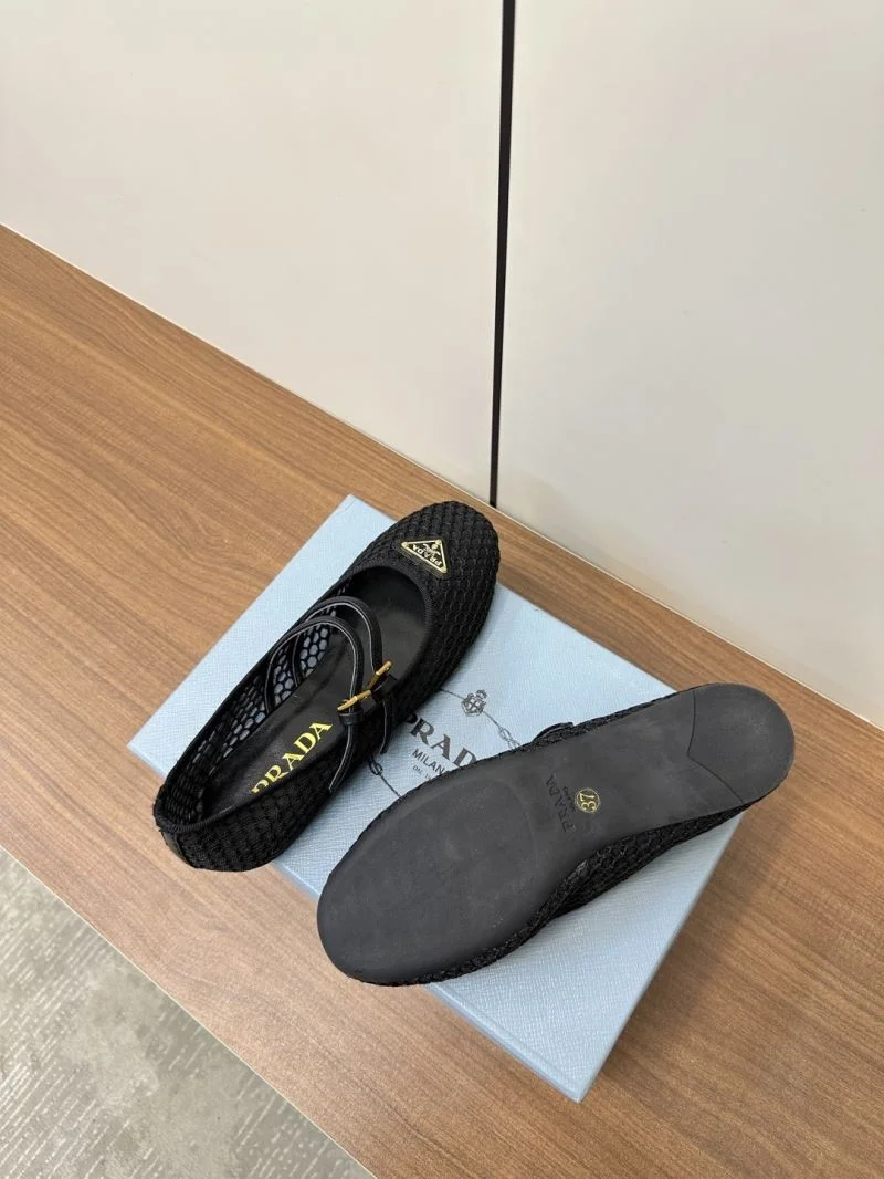 NewStyle Prada Flat Shoes 34887