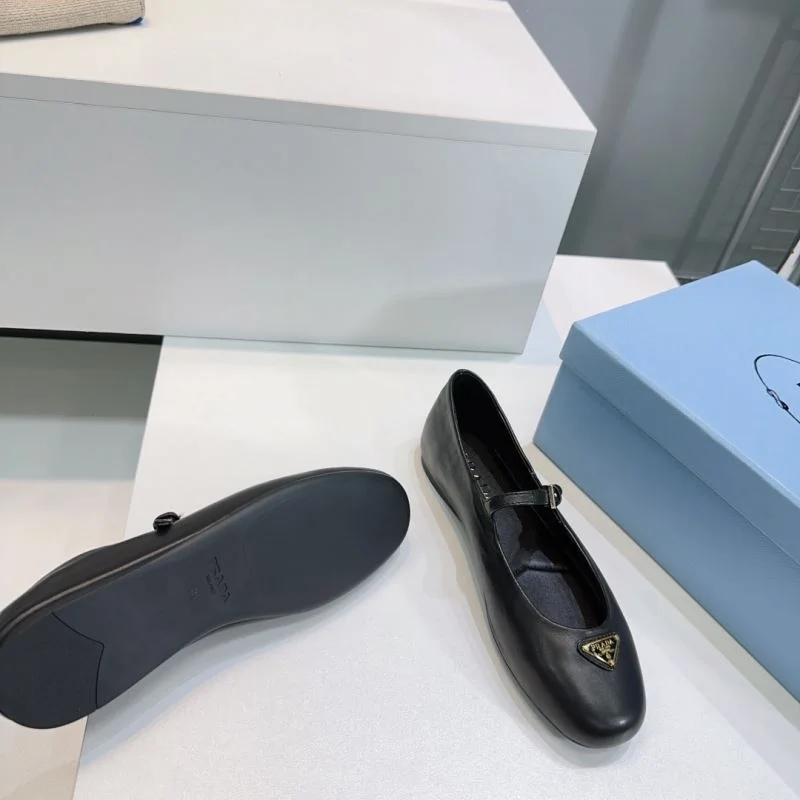 Modern Prada Flat Shoes 34863