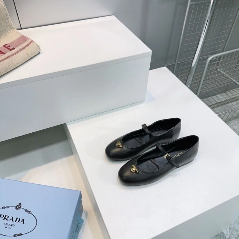 Modern Prada Flat Shoes 34863